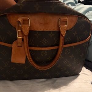 Louis Vuitton Deauville